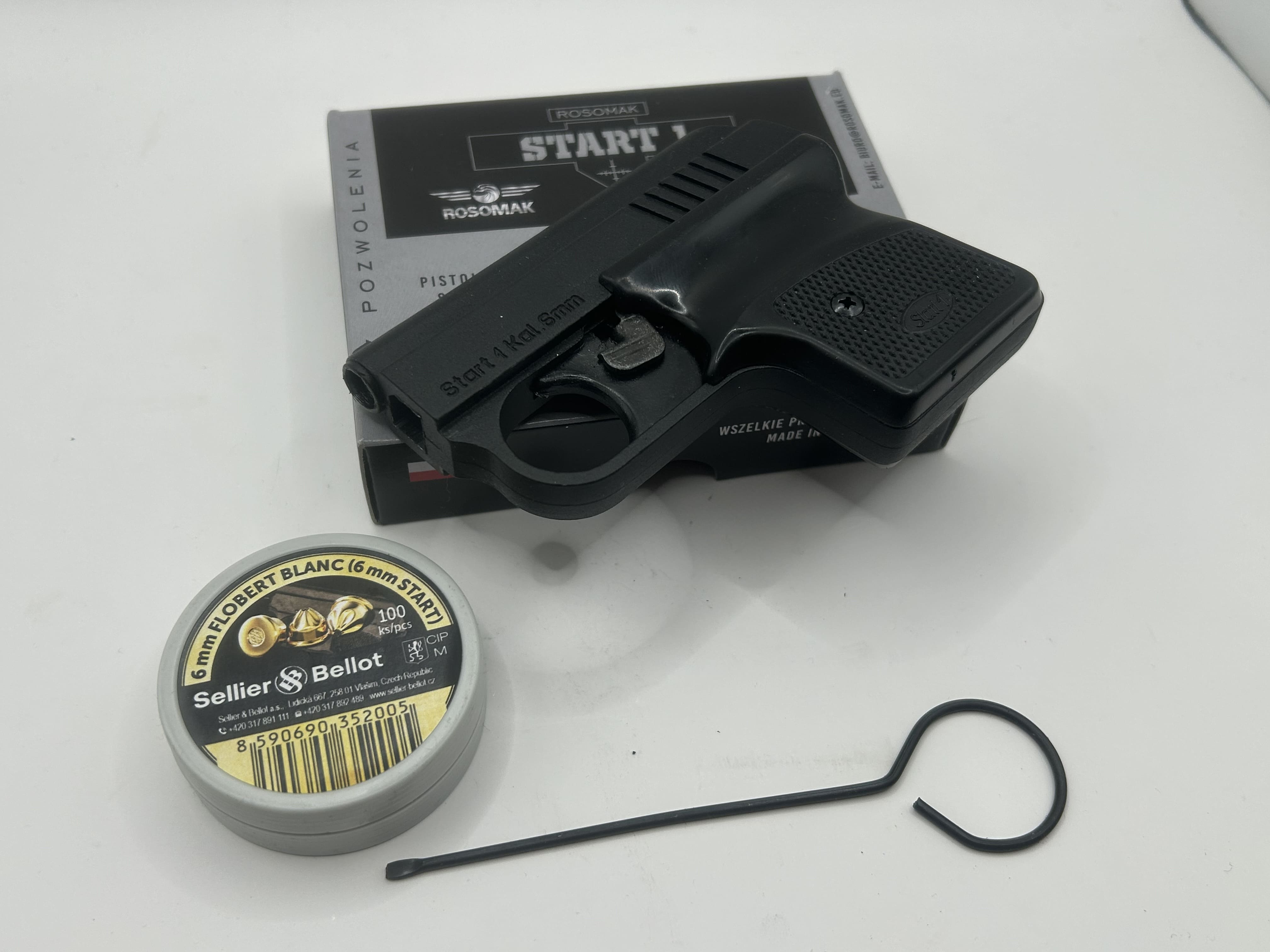 pistolet hukowy Start 1 Rosomak z nabojami 6mm short i wyciorem do czyszczenia